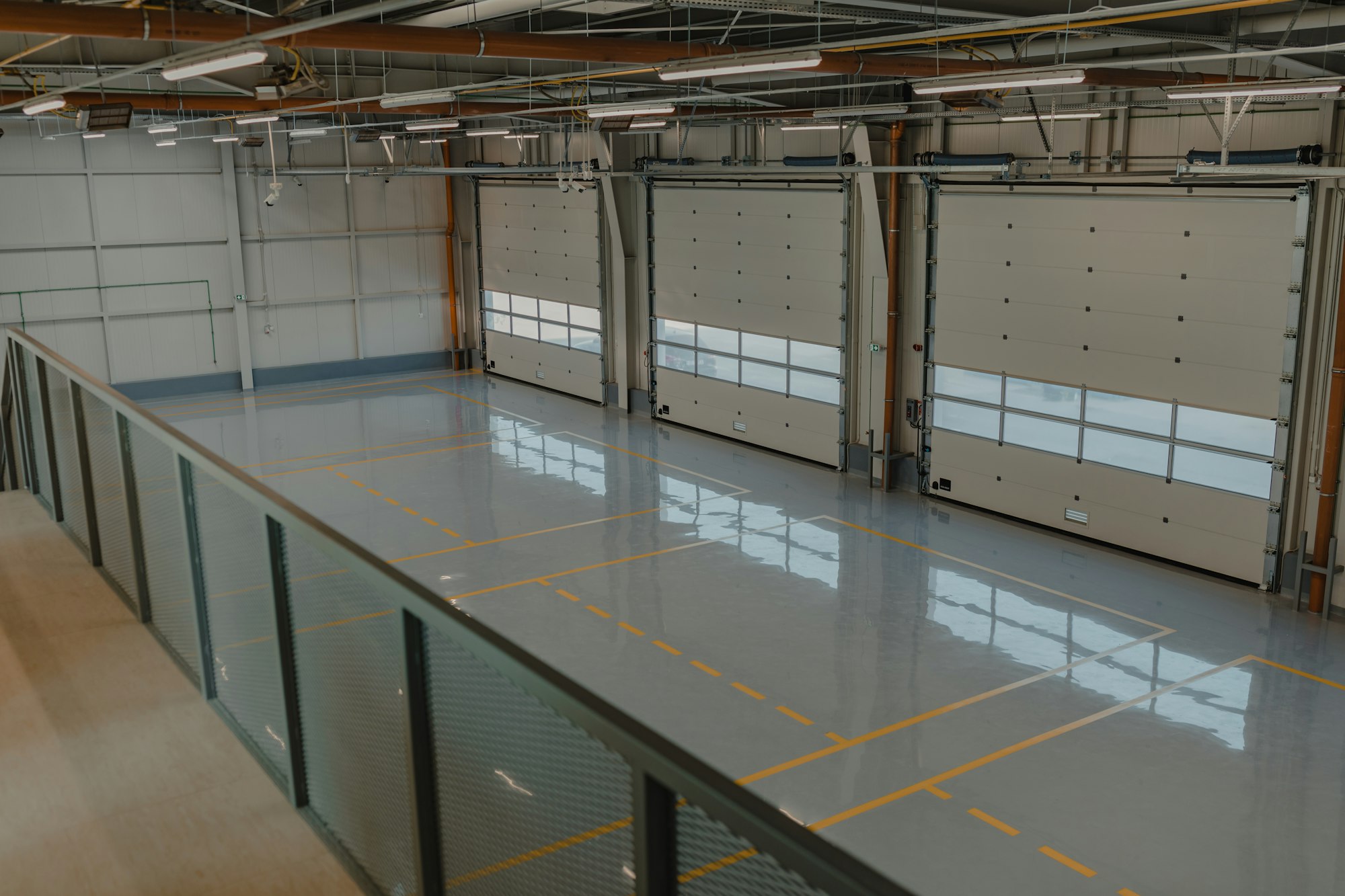 Garage doors in a new car workshop